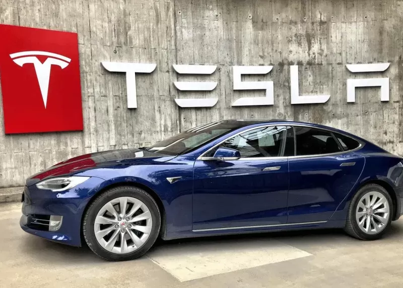 Tesla en Europa: ventas se desploman en 2025